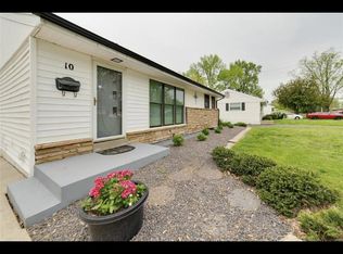 10 Mercury Dr, Florissant, MO 63031
