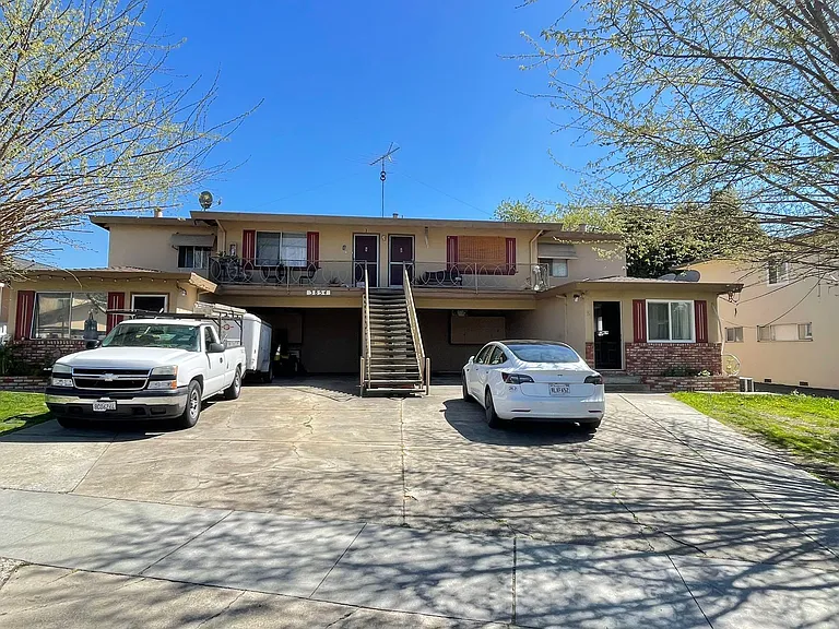 3854 Madeline Dr #2 — Photo 8