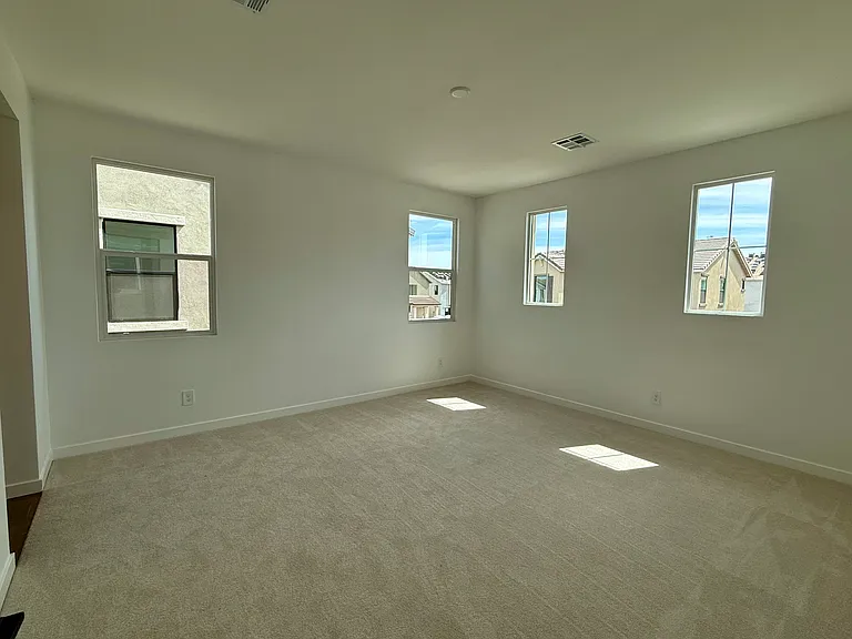 2345 E Stephens Ct — Photo 15