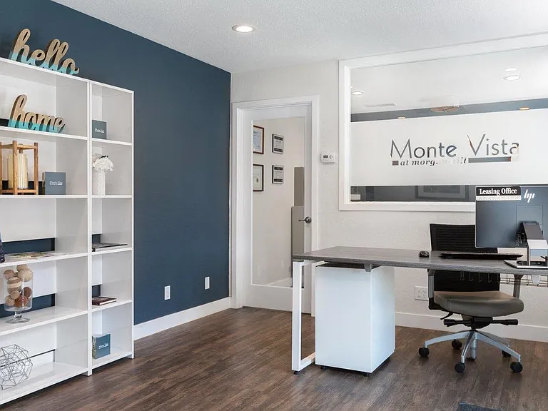 Monte Vista Apartments — Photo 12