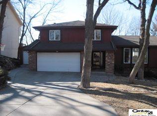 1711 Timber Ln, Bellevue, NE 68005