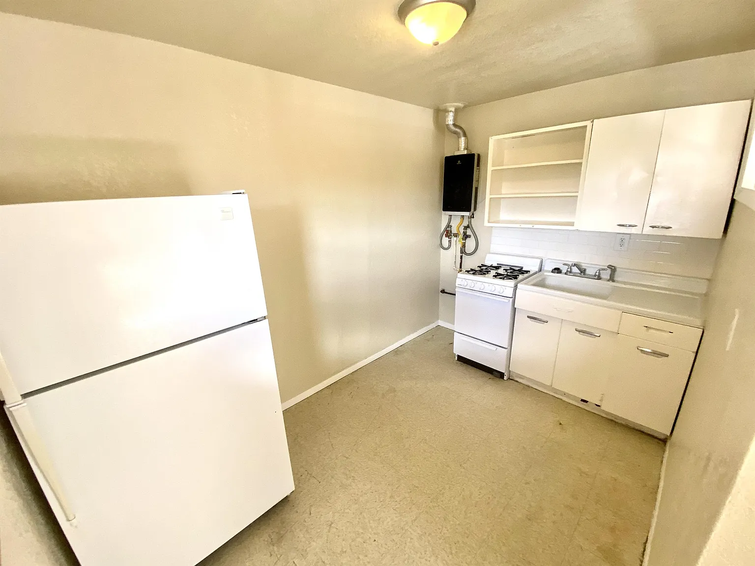 Cozy Nest Apartments - 9 — Photo 2