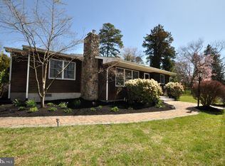 233 Hunters Rd, Medford Lakes, NJ 08055