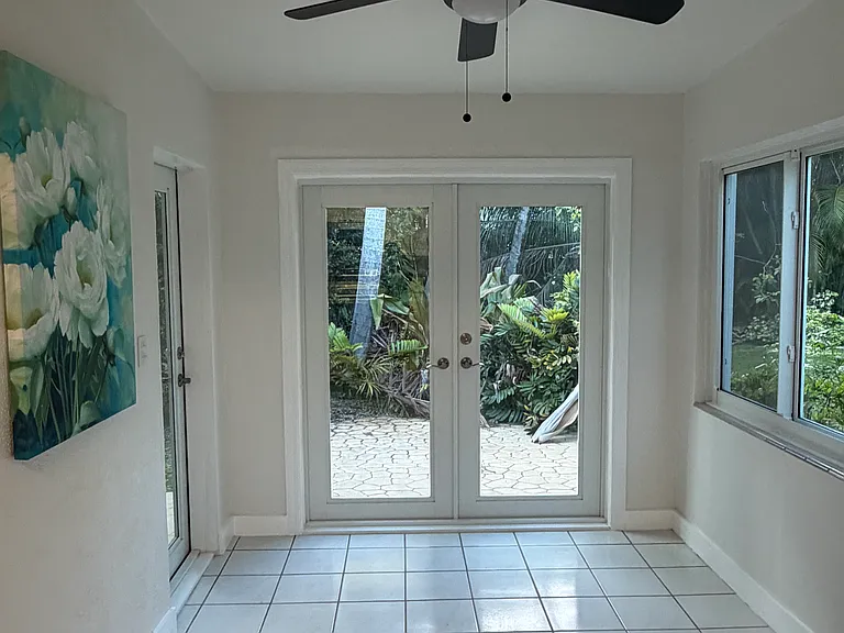 1401 SW 19th St — Photo 5