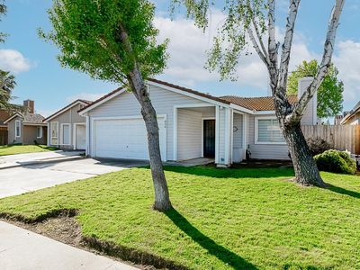 808 Grapeleaf Way, Modesto, CA, 95356