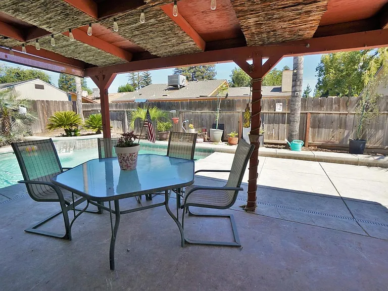 5823 E Washington Ave — Photo 21