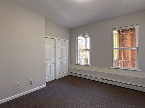 4th image of 128-130 Nelson St #3W