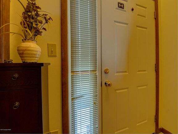 3rd image of 195 Foxfire Dr APT 102