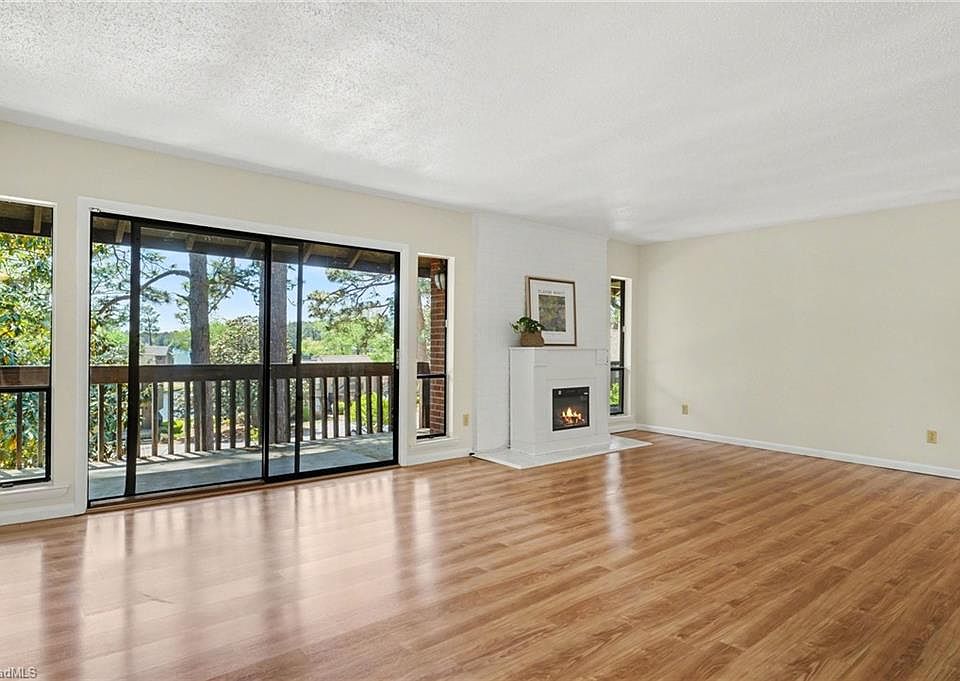 1st image of 250 Sugar Gum Ln #224