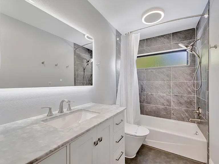 6044 Marella Dr — Photo 21
