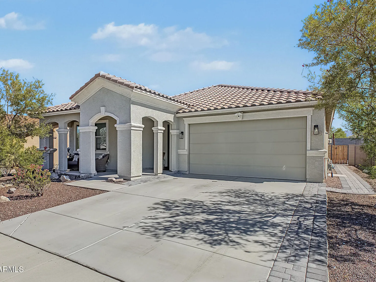 4 bed, 2.0 bath, $2,600 — Photo 2