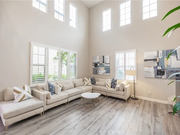 114 Falcon Rdg, Irvine, CA 92618