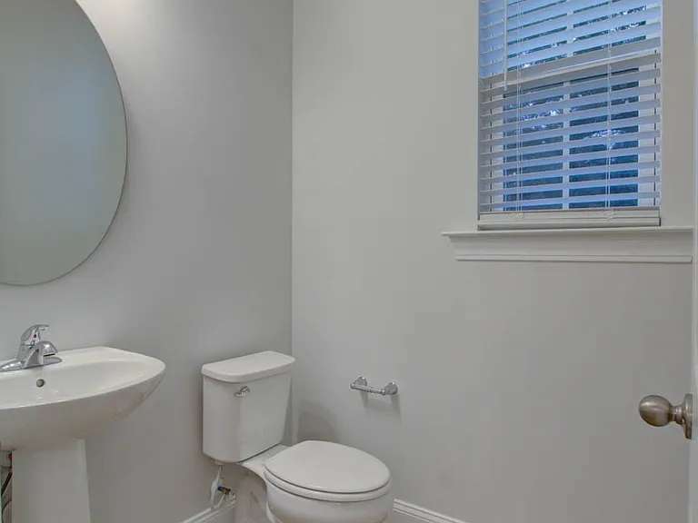 1237 Tice Ln — Photo 7