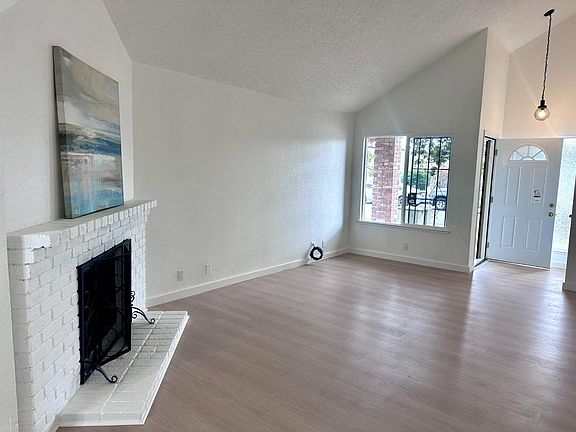 3rd image of 4505-4507 Zachary Way