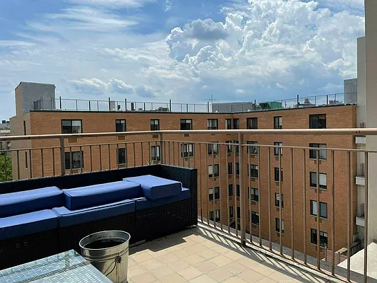 Rented by ERNY LLC | media 9