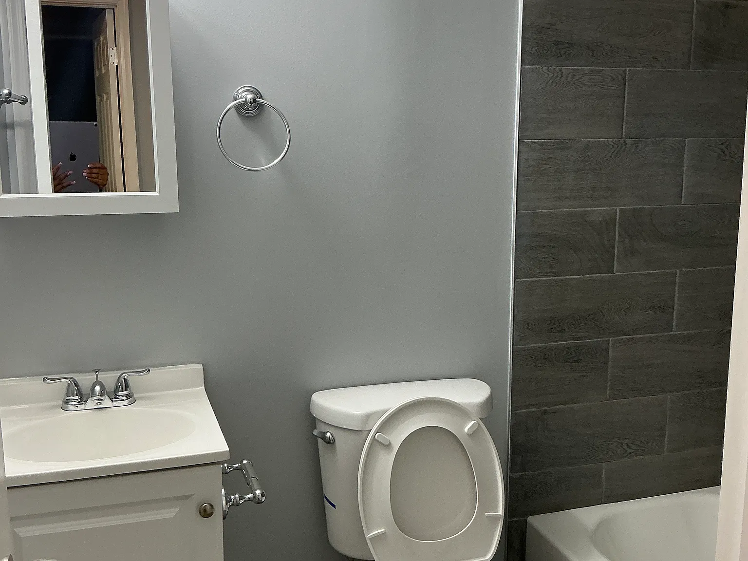 2 bed, $1,800 — Photo 1
