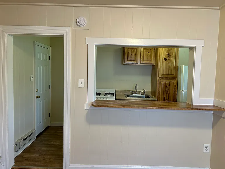 271 S Prospect St #4 — Photo 2