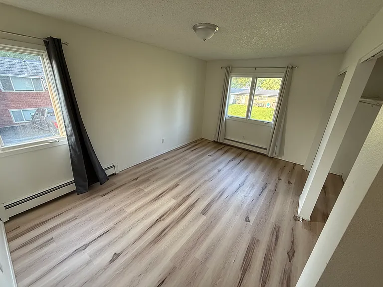8531 Golden St #3 — Photo 10