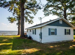 156 Long Beach Dr, Hertford, NC 27944