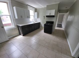 856 S 17th St #3A, Newark, NJ 07108