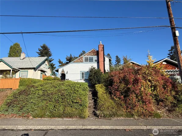 712 Puget Street NE, Olympia, WA 98506
