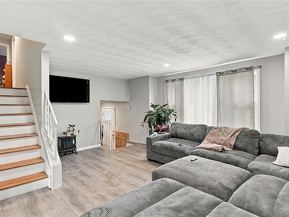 5th image of 113 Ardella St