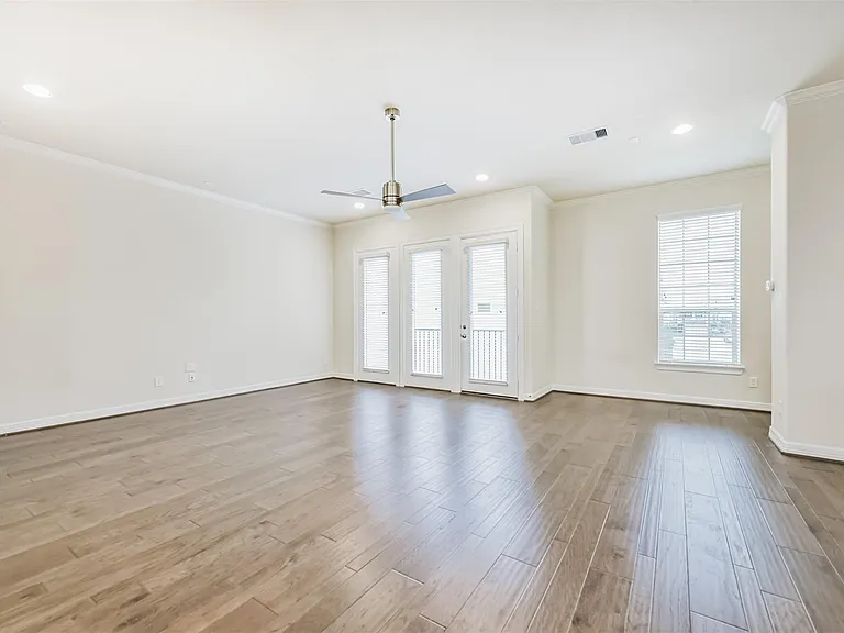 1504 Peyton Oaks Pl — Photo 11
