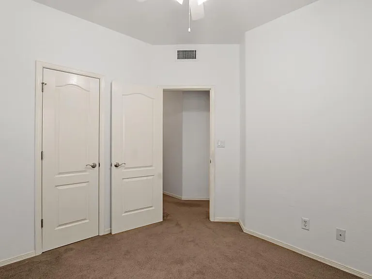 561 Green Village Ct #A — Photo 39