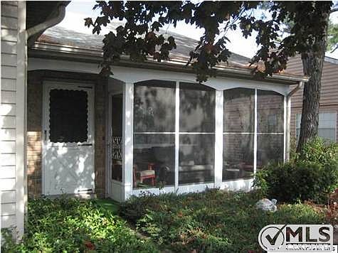 2nd image of 38 Buckingham Dr