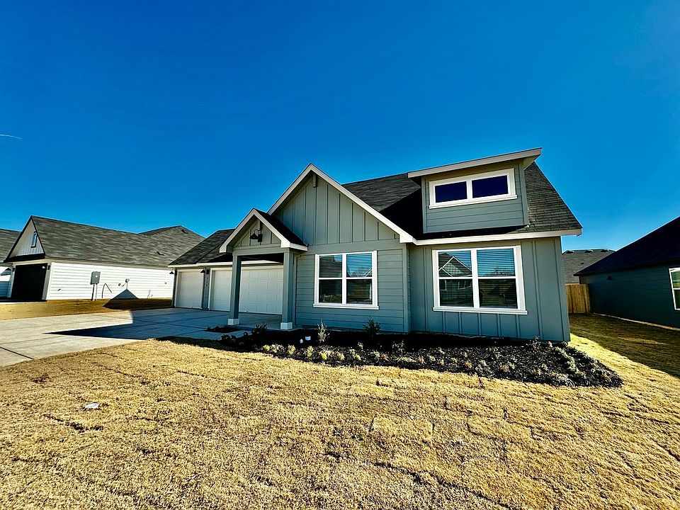 1st image of 719 Tranquility Ln