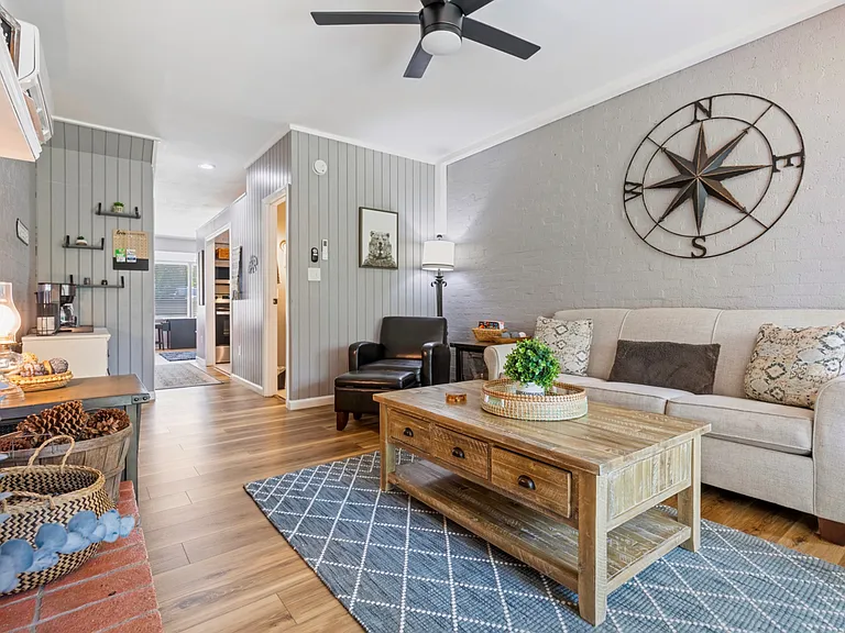 2806 Suncrest Rd #6 — Photo 12