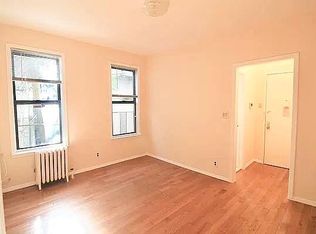27-63 Crescent St #1, Astoria, NY 11102