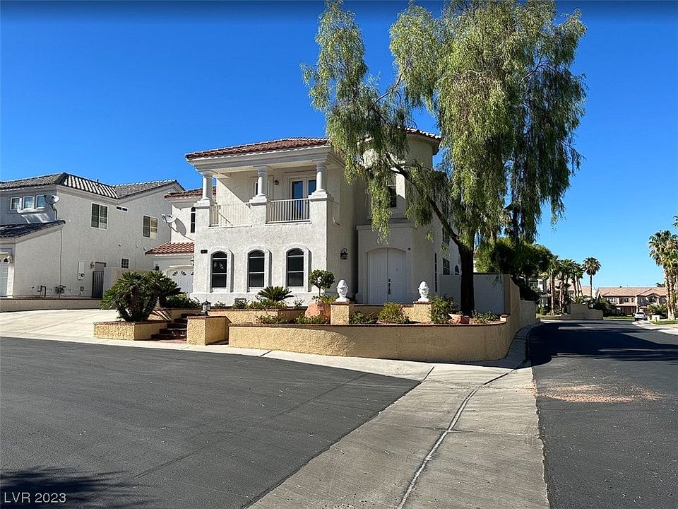 1st image of 66 Big Creek Ct