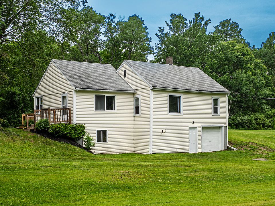 1st image of 815 Royalsborough Road