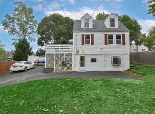 14 Guild Rd #1, Beverly, MA 01915