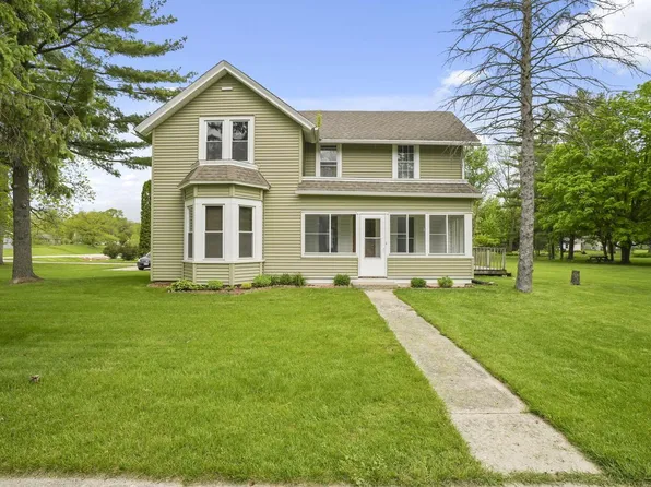510 East Main STREET, Eagle, WI 53119