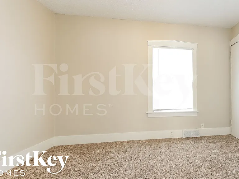 1306 Brookside Ave — Photo 10