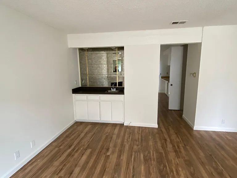 19072 Florida St #14 — Photo 5