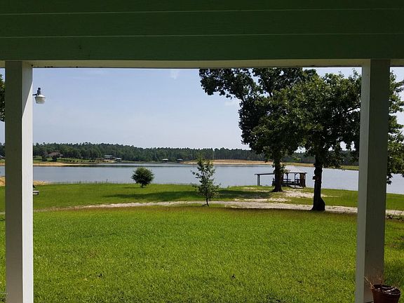 2nd image of 974 Lake View Dr