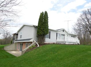 N3678 Hickory Rd, Fond Du Lac, WI 54937