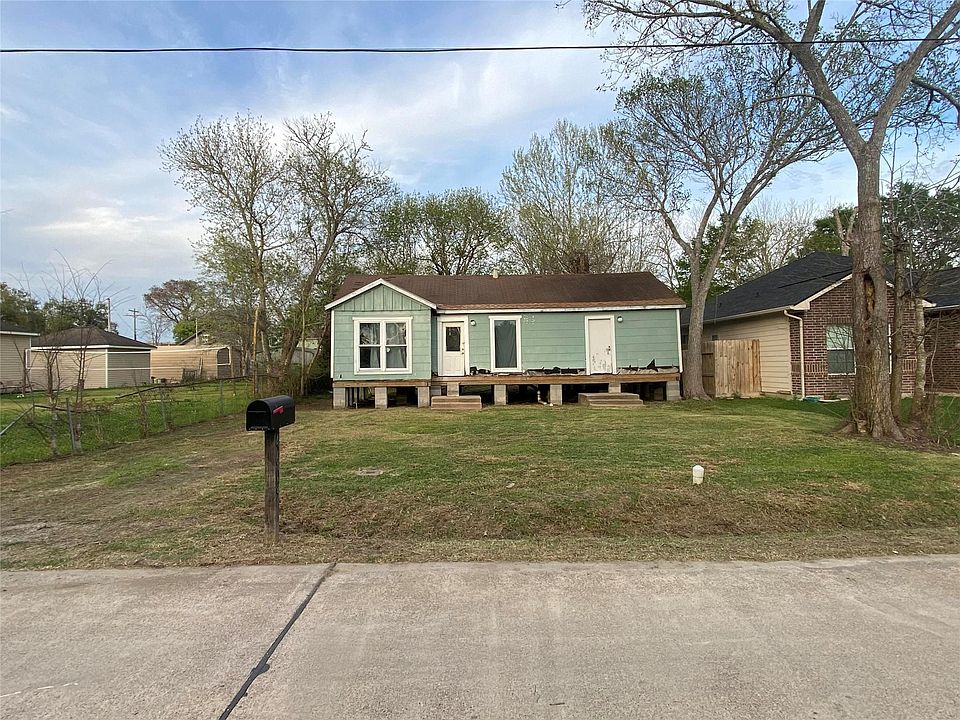 1st image of 4605 Dakota St