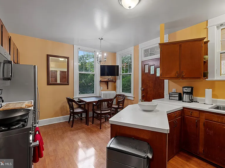 1501 Crittenden St NW — Photo 16