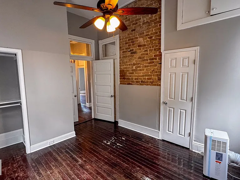 7414 Burthe St #A — Photo 20