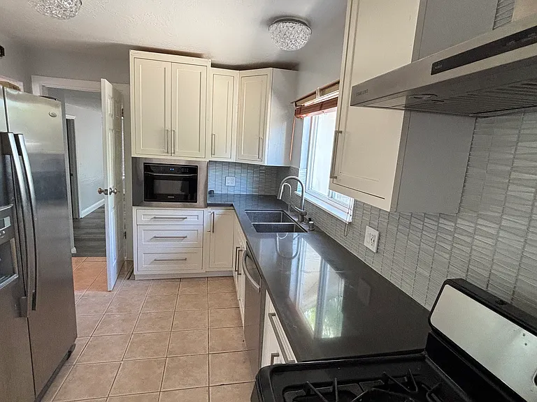 3172 San Clemente Ave — Photo 14