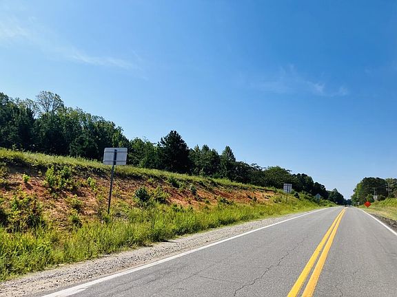 3rd image of 10918 Buggs Island Rd #25
