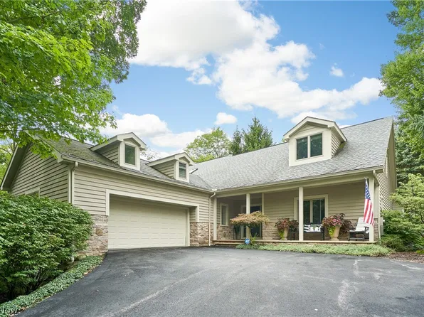 3364 E Glencoe Rd, Richfield, OH 44286