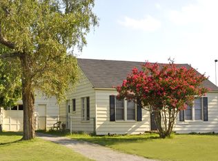 205 W Cole Ave, Fletcher, OK 73541
