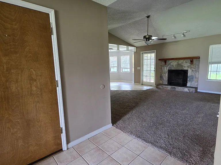 127 Summerfield Dr — Photo 12