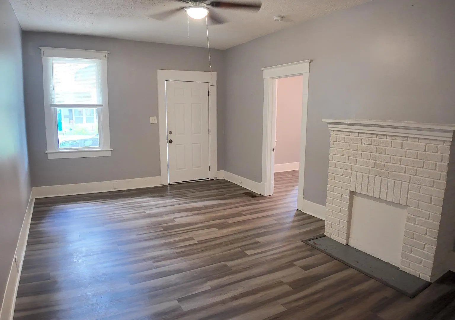 2314 Mississippi Ave - Unit A — Photo 3