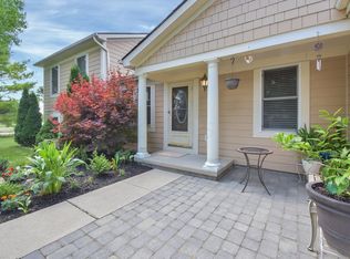 639 Academy Dr, Galloway, OH